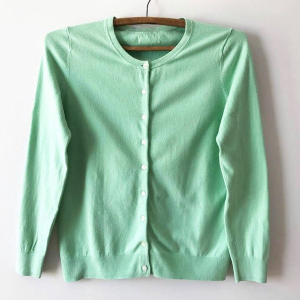 NWOT Green cardigan